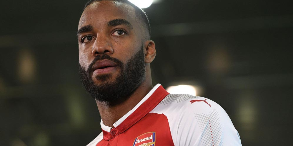 Drama Saga Transfer Lacazette Sebelum Resmi Berseragam Arsenal